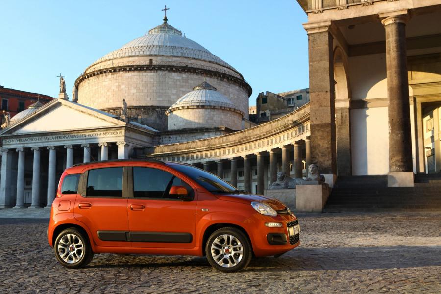  Fiat Panda 2012 года  (фото 16 из 277)